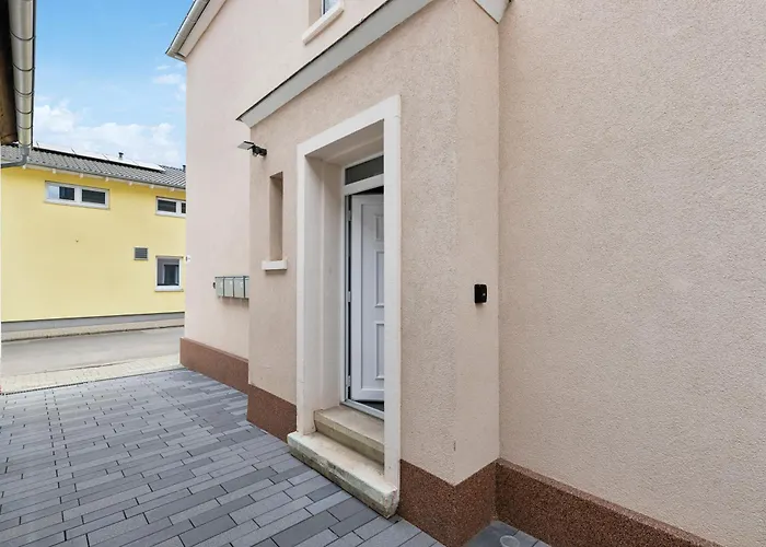 Modern Living - Basf - Ma - Pfalz - 1 Gym 2 Working Spaces Appartement *