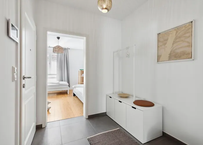 Modern Living - Basf - Ma - Pfalz - 1 Gym 2 Working Spaces *